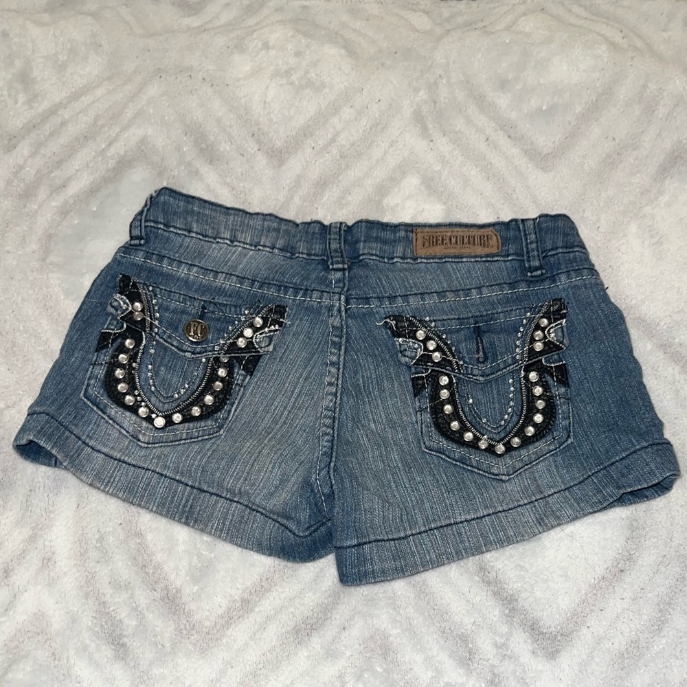 True religion short shorts. Size 1. In great condition. Denim shorts.